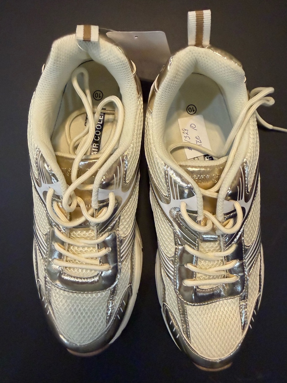 Lucky Step Women’s Mesh Fashion Running Sneakers Gold & White size 10